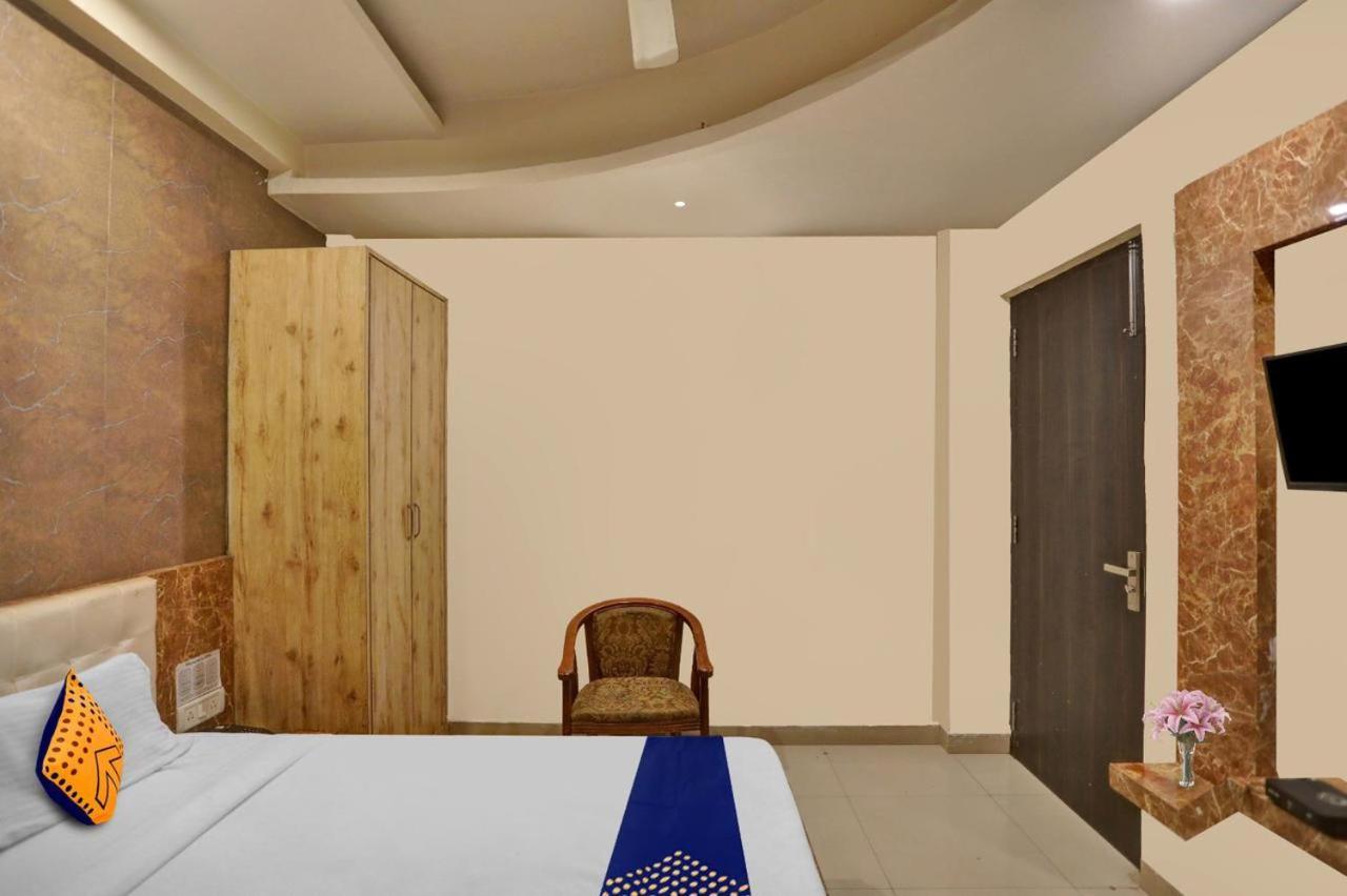 Fabhotel Bliss Inn Muthiganj Exterior photo