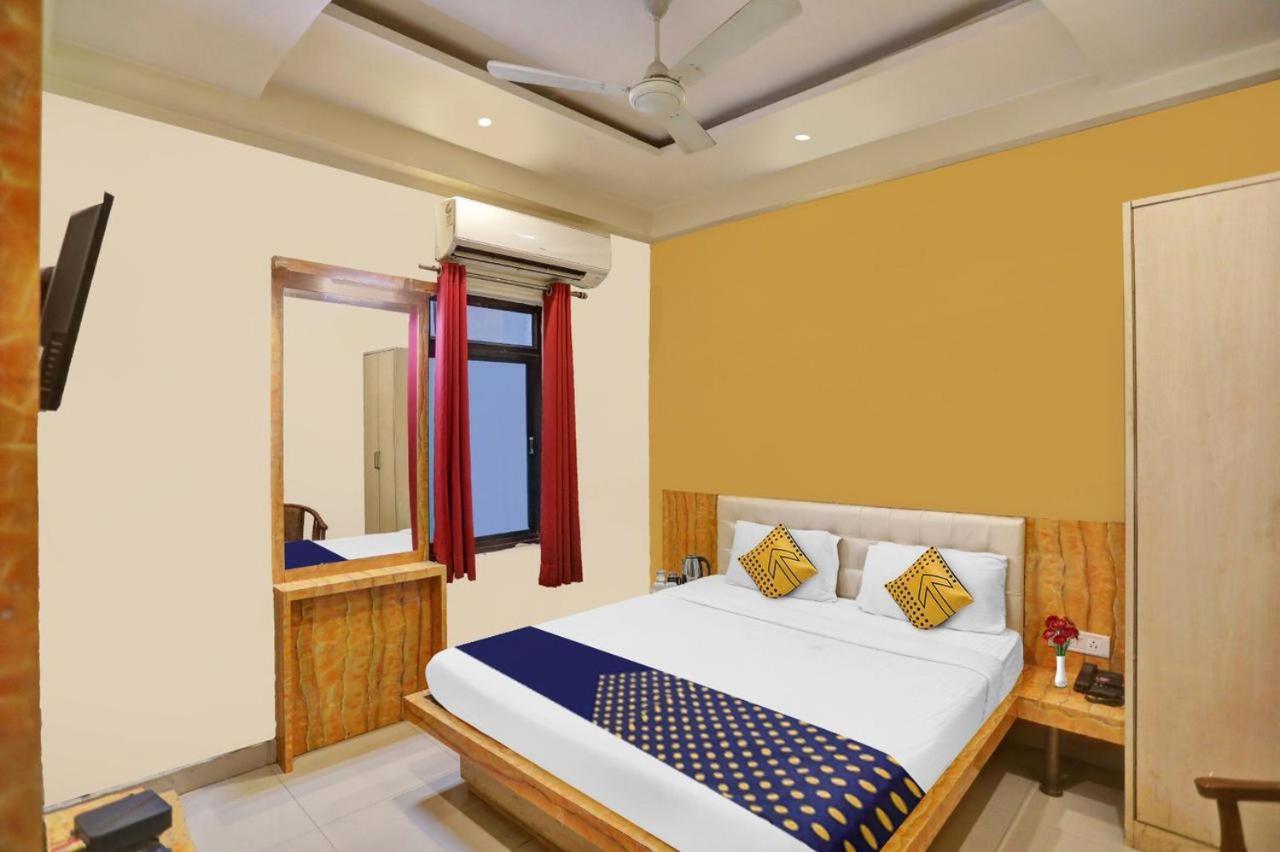 Fabhotel Bliss Inn Muthiganj Exterior photo